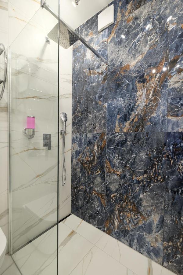 Apartamenty Centrum Premium Gold Белосток Экстерьер фото