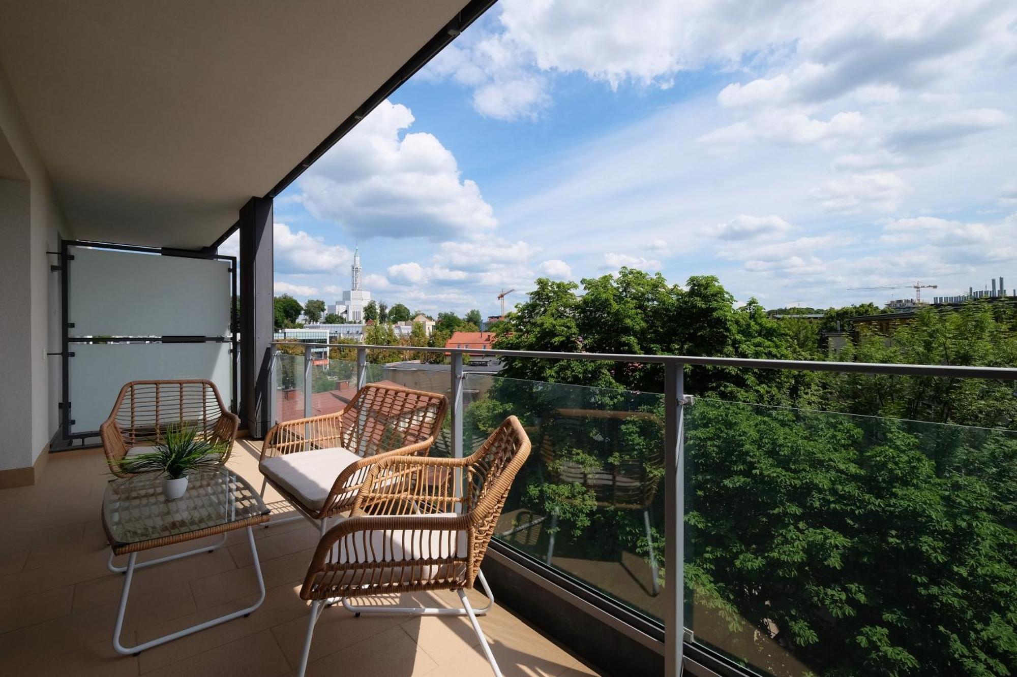 Apartamenty Centrum Premium Gold Белосток Экстерьер фото